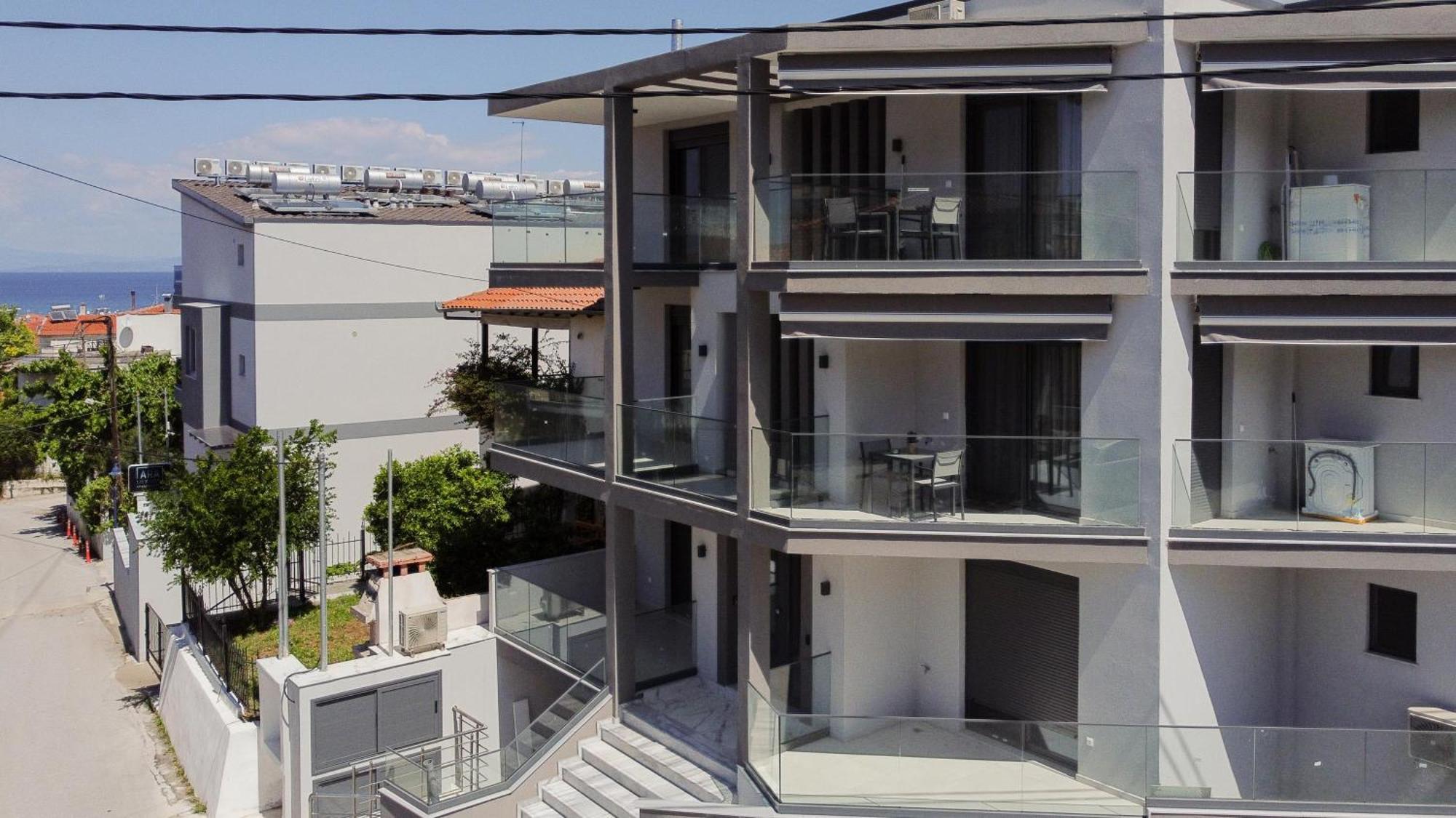 Avgerinos Apartments Polychrono Esterno foto